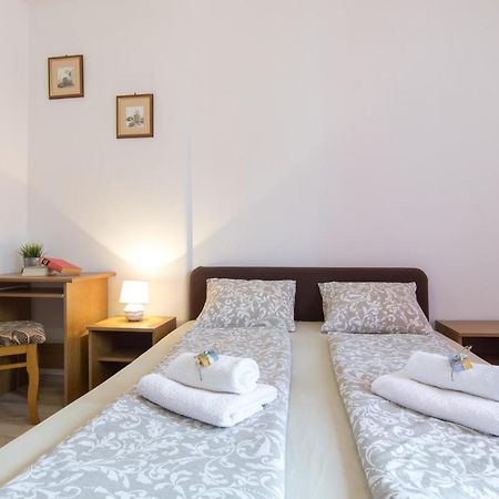 Pape Punat Hotel Kültér fotó